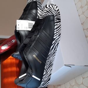 Adidas superstar